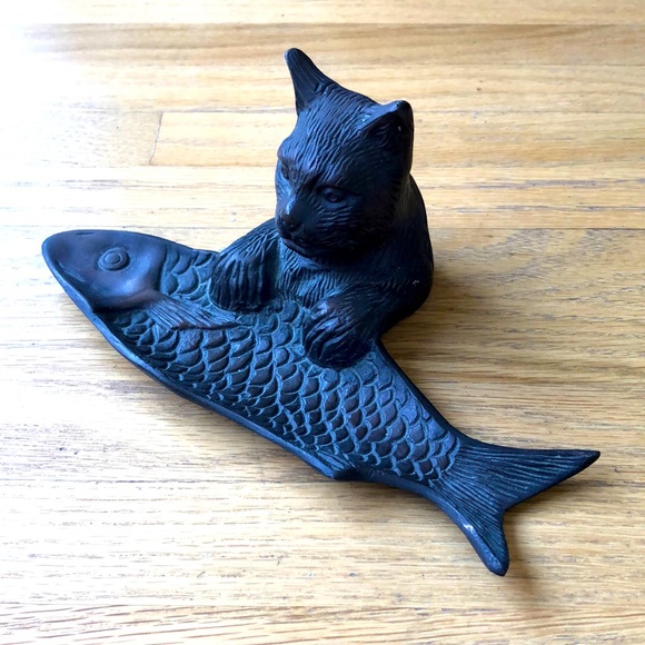 Vintage Metal Cat & Fish Tray